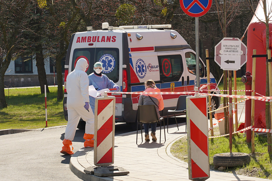 Piętrzą się problemy w szpitalach zakaźnych