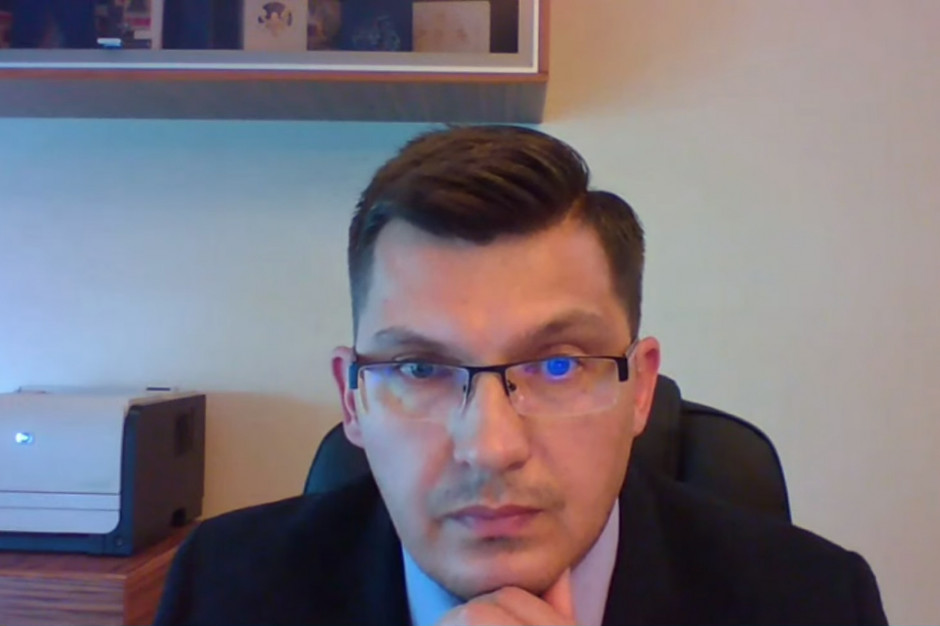 Opieka geriatryczna jest i powinna być jednym z największych wyzwań systemu ochrony zdrowia, ale nie należy zawężać jej jedynie do opieki medycznej - podkreślał Grzegorz Błażewicz. Fot. PTWP Zastępca RPP: seniorzy potrzebowali i nadal potrzebują szczególnej pomocy