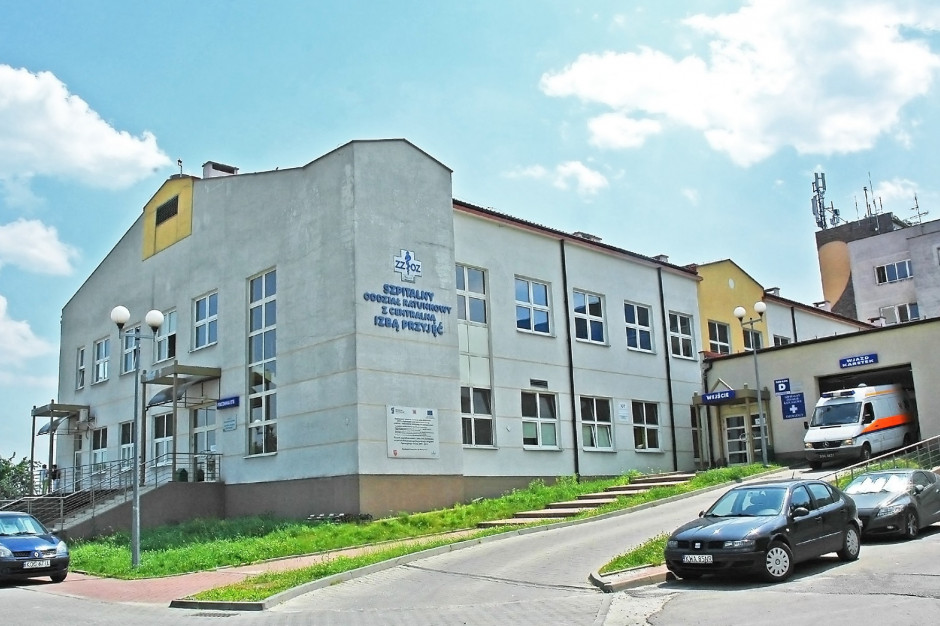 Szpital powiatowy w Wadowicach jest jedną z największych placówek w zachodniej części Małopolski. Fot. Szpital w Wadowicach/Fb Wadowice: szpital otrzymał komorę do przewozu zakażonych