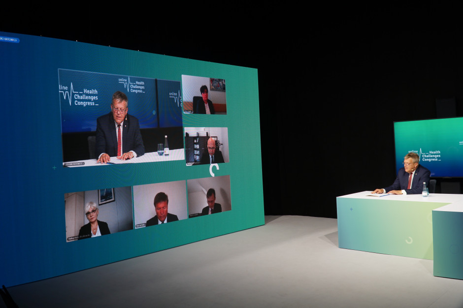 Podczas sesji "Bezpieczeństwo wykonywania zawodu lekarza i pielęgniarki". Fot. PTWP/Michał Oleksy HCC Online: czy lekarze zaczynają bać się pacjentów? Nie rozmawiamy o błędach