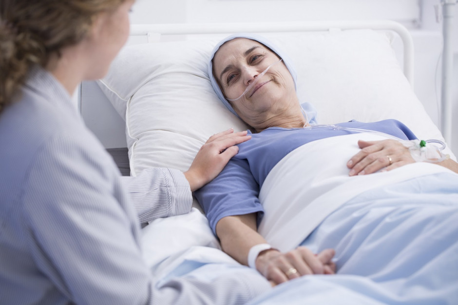 - Bądźmy odpowiedzialni nie tylko za siebie, ale również za innych - wzywa konsultant wojewódzki w dziedzinie epidemiologii Jolanta Kluz-Zawadzka. Fot. Archiwum Podkarpacka konsultant wzywa do szczepień: bądźmy jak ''babka wielkanocna'', która ochrania rodzynki, czyli tych...