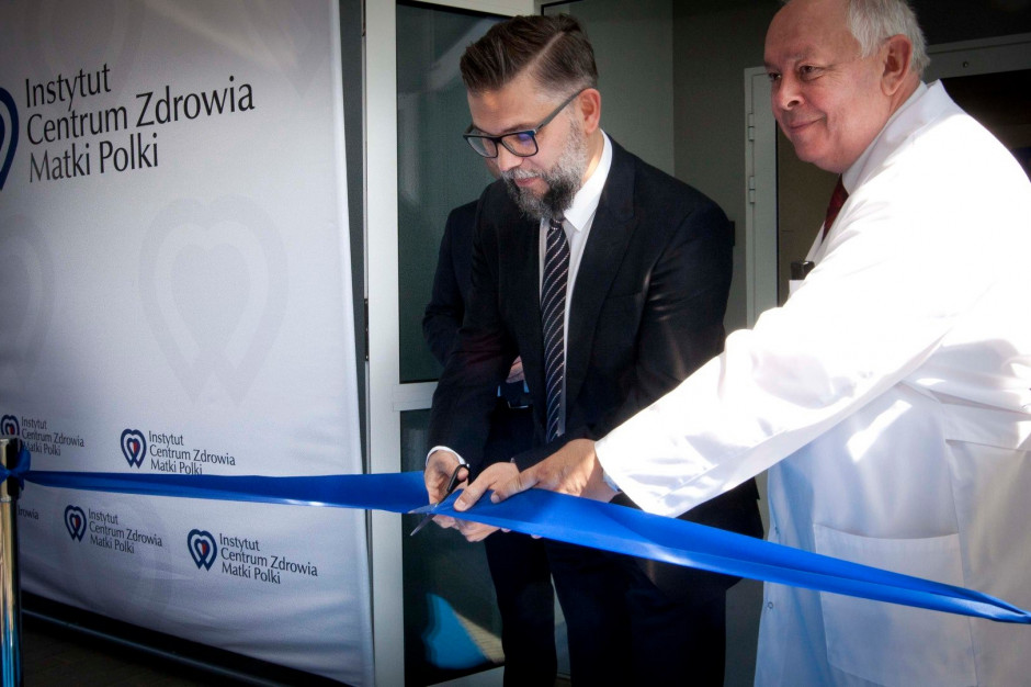 Przebudowano ponad tysiąc metrów kwadratowych powierzchni, na której powstały dwie nowoczesne pracownie: żywienia pozajelitowego oraz pracownia cytostatyków. Fot. Instytut CZMP/Facebook Łódź: w Centrum Zdrowia Matki Polki powstała apteka za 8 mln zł