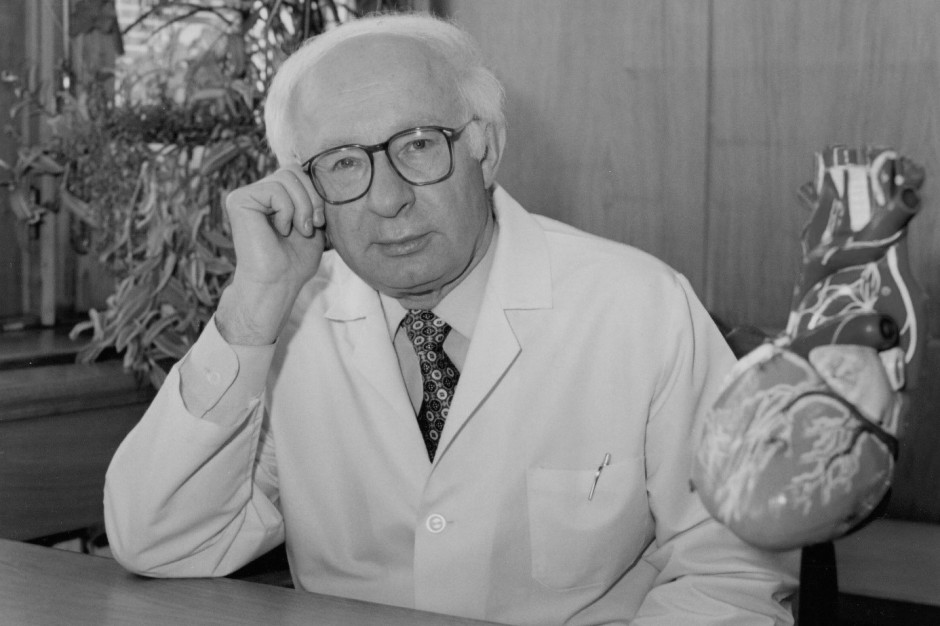 Prof. Stanisław Pasyk Zmarł prof. Stanisław Pasyk