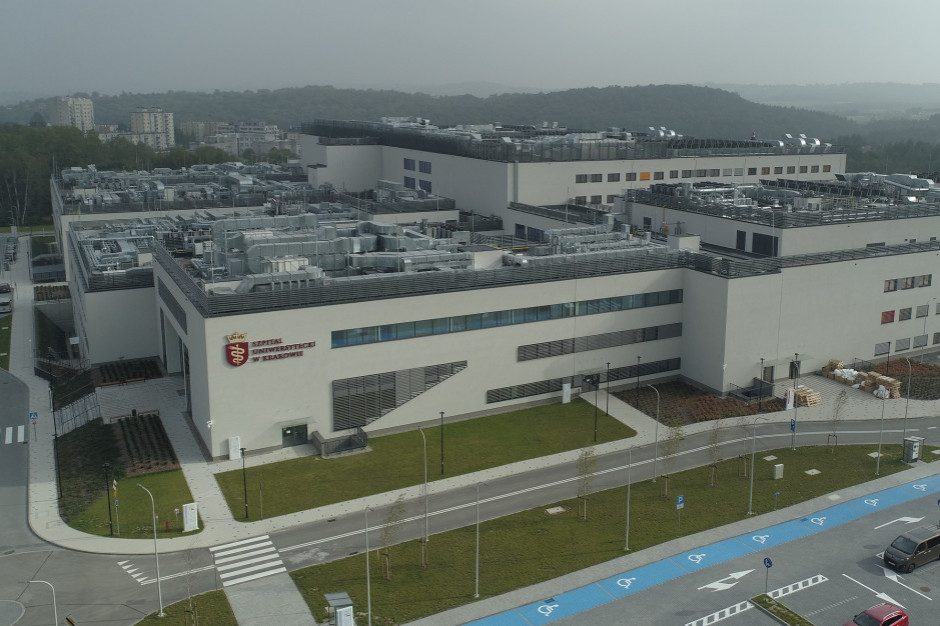 W Szpitalu Uniwersyteckim wykorzystano już niemal 100 proc. respiratorów obecnie dostępnych dla pacjentów z COVID-19 - podaje Gazeta. Fot. Materiały prasowe Małopolskie: rośne liczba przybywa hospitalizacji i zajętych respiratorów z powodu Covid-19