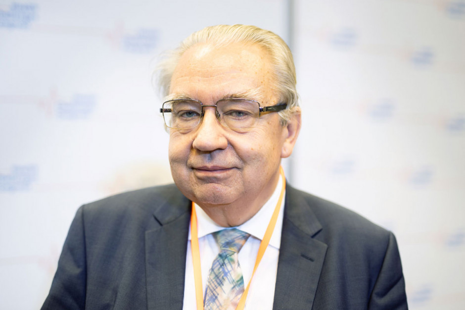 Prof. Eugeniusz Józef Kucharz; FOT. PTWP Nowe terapie szansą dla pacjentów z twardziną