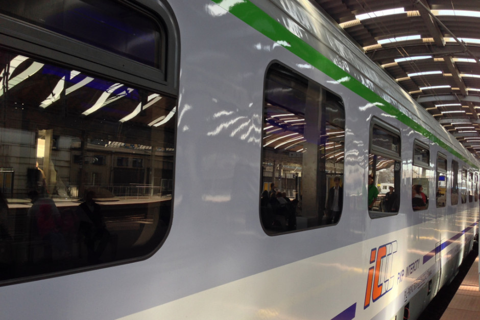 FOT. Arch. RZ; zdjęcie ilustracyjne PKP Intercity: w czasie pandemii ograniczamy liczbę pasażerów, składy są dezynfekowane