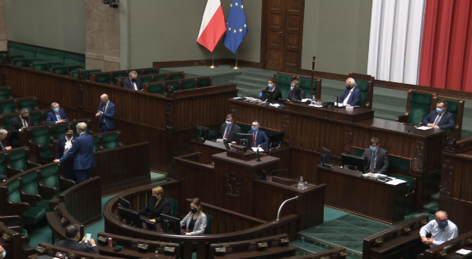 Sejm: PiS wnioskuje o przystąpienie do trzeciego czytania projektu ustawy dot. walki z epidemią