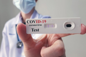 Kolejna sieć handlowa postanowiła sprzedawać testy na koronawirusa