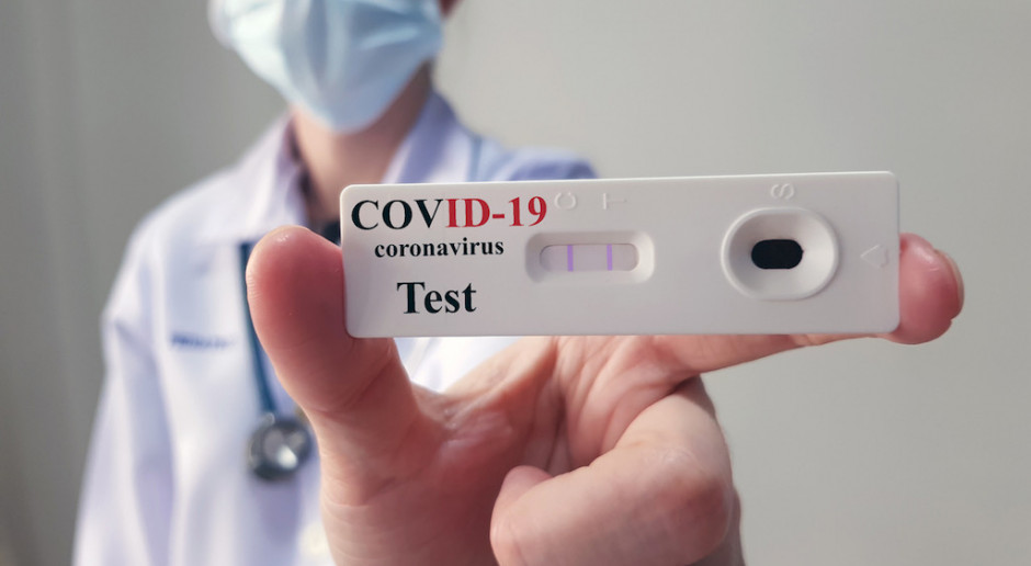 Resort zdrowia: rusza wysyłka testów antygenowych do placówek POZ