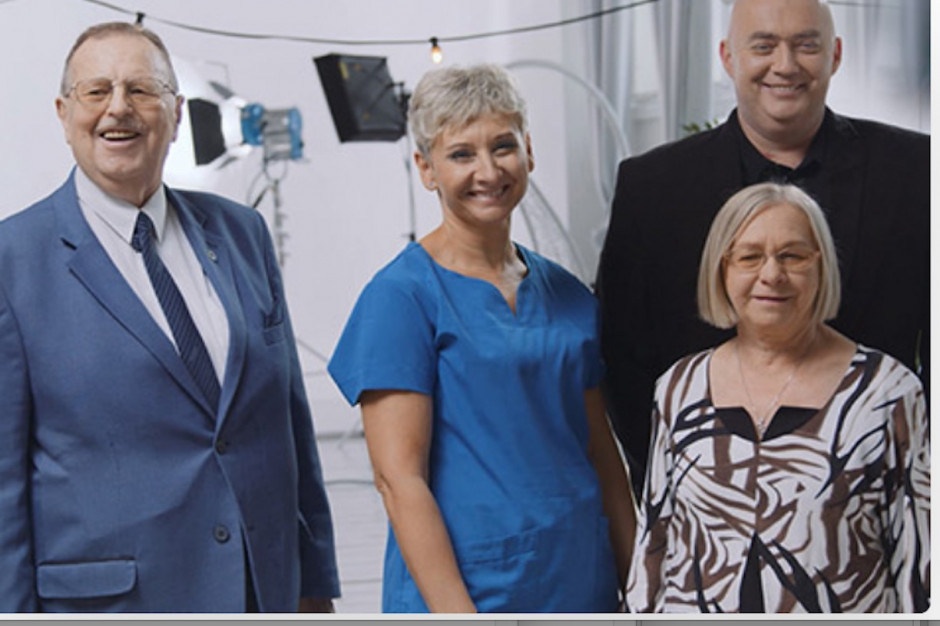 Fragment filmu "Kontakt"; FOT. dluzszezyciezcukrzyca.pl Światowy Dzień Cukrzycy 2020: pielęgniarki diabetologiczne wsparciem w chorobie
