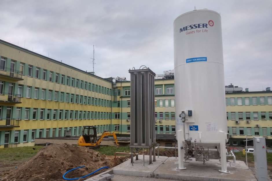 Szpitale potrzebują obecnie znacznie więcej tlenu medycznego Fot. Archiwum Radom: powstał bank tlenu medycznego - drugi na Mazowszu