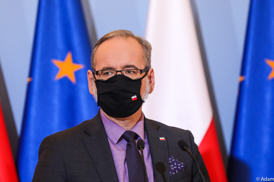 Minister zdrowia Adam Niedzielski Fot. Twitter Niedzielski: za szczepienie w punkcie szczepień świadczeniodawca otrzyma 61,24 zł
