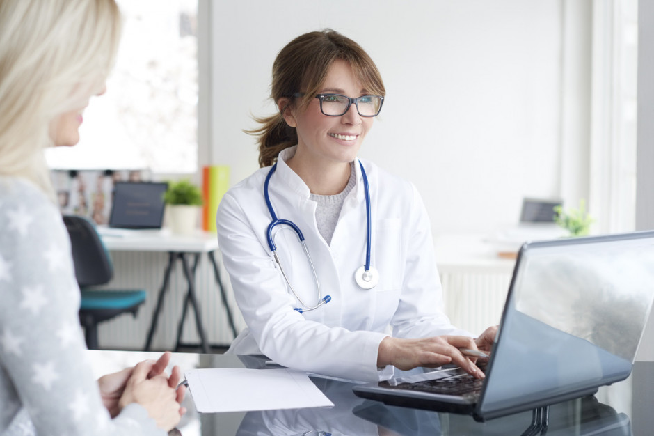 Fot. Shutterstock (zdj. ilustracyjne) Zarządzenie: dłuższy czas na sfinansowanie informatyzacji świadczeń opieki zdrowotnej - pilotaż EDM