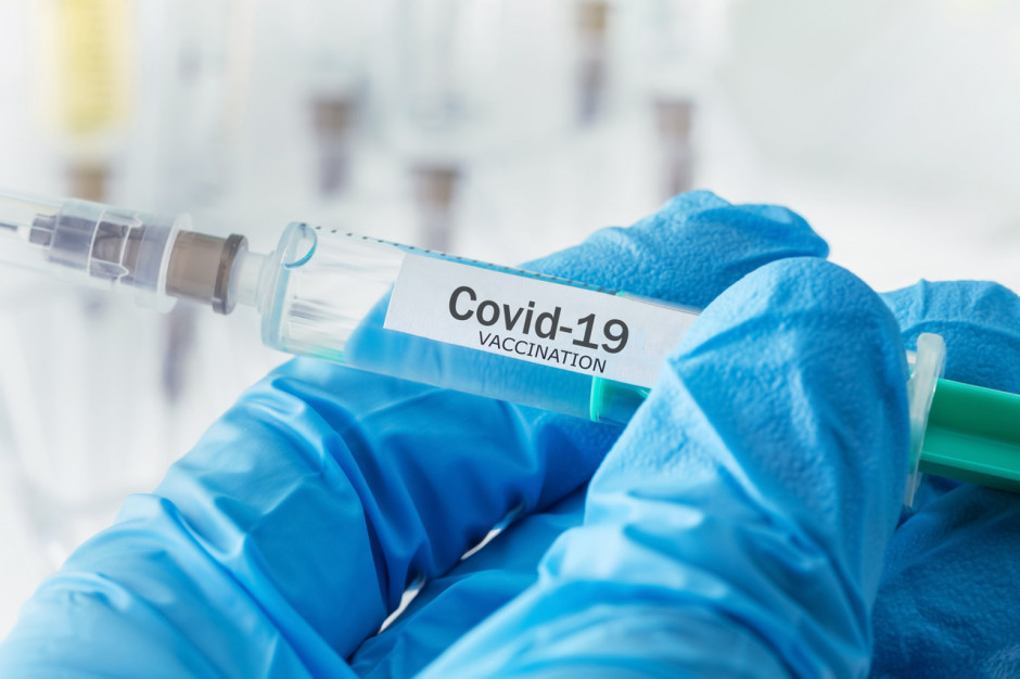 Powstanie fundusz odszkodowań w razie poważnych skutków ubocznych zaszczepienia przeciwko Covid-19. Fot. Shutterstock (zdj. ilustracyjne) Jest decyzja: powstanie fundusz odszkodowań w razie poważnych skutków ubocznych zaszczepienia przeciwko Covid-19