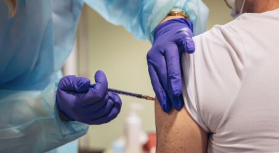 USK w Opolu wykorzystał już wszystkie szczepionki; z jednej ampułki robili sześć szczepionek