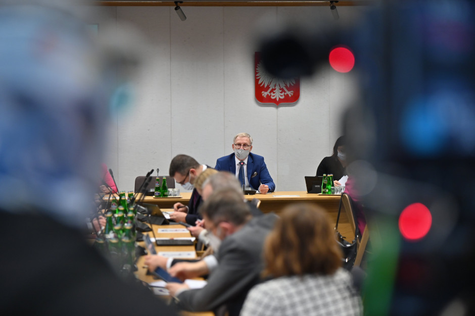 Fot. Sejm RP/Twitter Jeśli nie uda się nam uniknąć trzeciej fali, to szczepienia też się nie powiodą