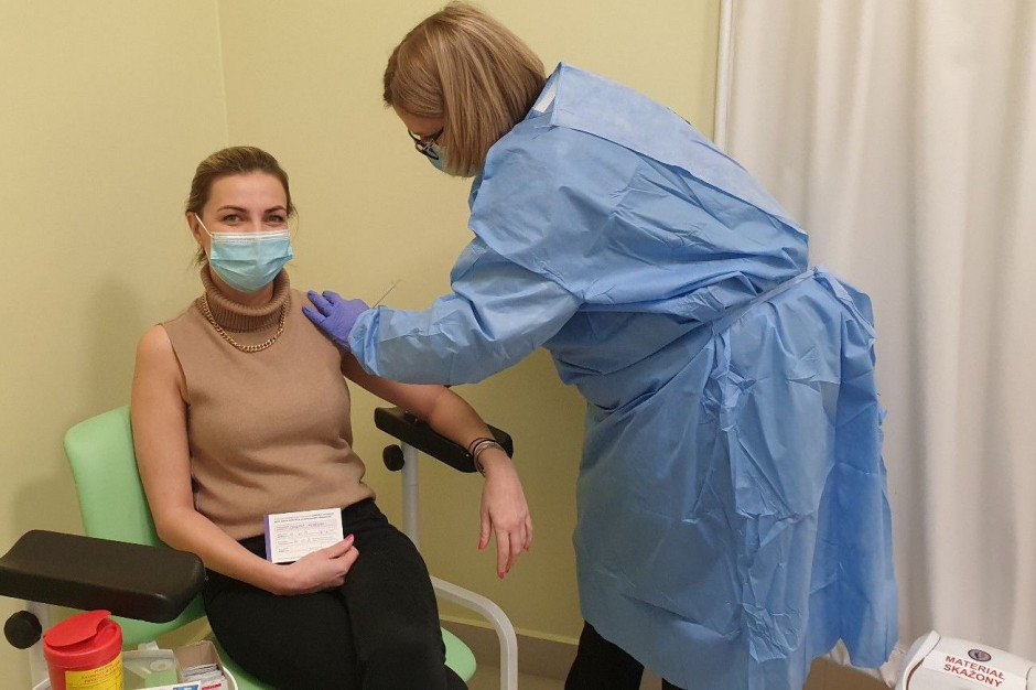 Obecnie dzienna liczba szczepień wynosi 34 636 Fot. Szpital Pediatryczny w Bielsku-Białej Liczba wykonanych szczepień przekroczyła 2,1 miliona