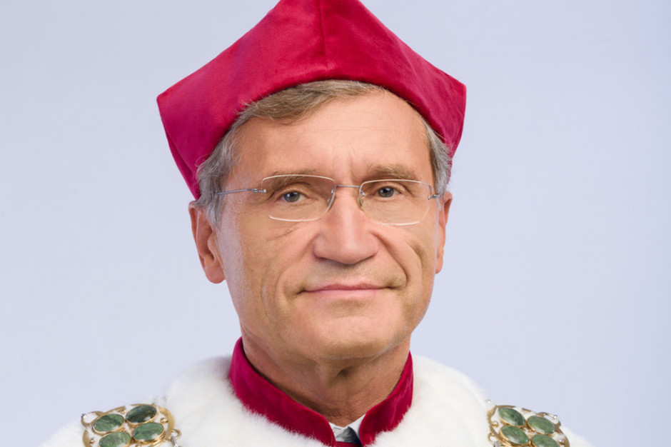 Prof. Zbigniew Gaciong, rektor WUM Fot. WUM Rektor WUM przeprasza za nieprawidłowości związane z organizacją szczepień