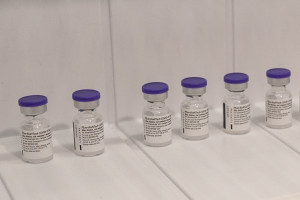Kuczmierowski: mamy jeden z najniższych na świecie poziomów zutylizowanych szczepionek