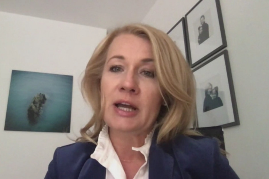 Dr Małgorzata Gałązka-Sobotka: - - Decyzja o wprowadzeniu opłaty cukrowej była podyktowana przede wszystkim świadomością skali zjawiska, jakim jest epidemia otyłości. Fot. Screen/PTWP Opłata cukrowa ma przeciwdziałać epidemii otyłości, która niszczy zdrowie Polaków