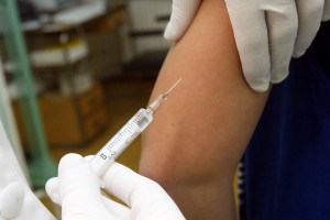 Zmiana terminu podania drugiej dawki szczepionki niemożliwa?