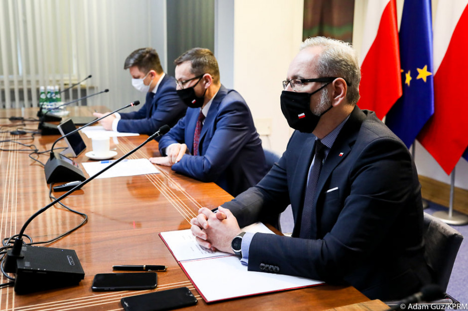 Spotkanie trwało ponad 2,5 godziny Fot. FB Dworczyk i Niedzielski: analizujemy zakupy szczepionek poza mechanizmem europejskim