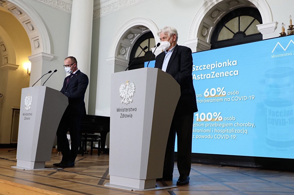 Od lewej: dr Grzegorz Cessak i prof. Andrzej Horban; FOT. Twitter Eksperci: szczepionka AstraZeneca jest skuteczna. Liczymy, że pomoże nam otworzyć szkoły