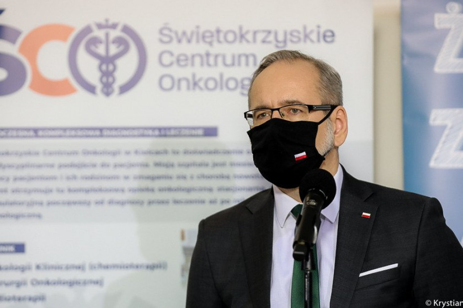 Na zdj. minister zdrowia Adam Niedzielski. Fot. Kancelaria Premiera/Twitter Ustawa o Krajowej Sieci Onkologicznej od 1 stycznia 2022 roku. Niedzielski o szczegółach