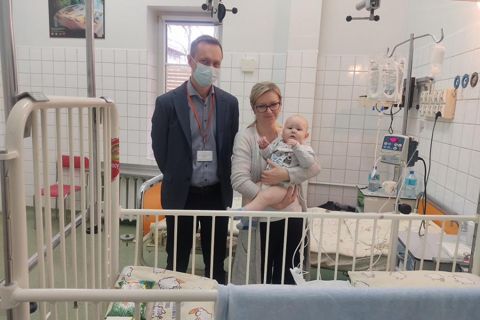Operację przeprowadzono w Klinicznym Oddziale Chirurgii i Urologii Dziecięcej kierowanym przez dr hab. Marcina Poloka. Fot. Sylwia Malcher-Nowak Szpital w Zielonej Górze: bez tej operacji chłopiec byłby skazany na przetokę jelitową