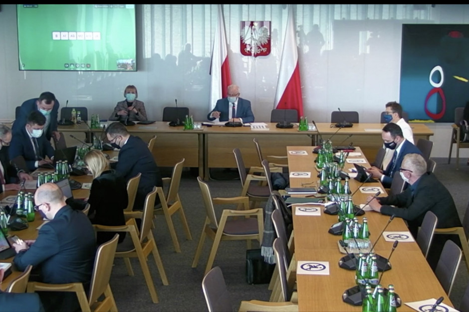Sejm: komisja zdrowia o przebiegu Narodowego Programu Szczepień - zobacz retransmisję