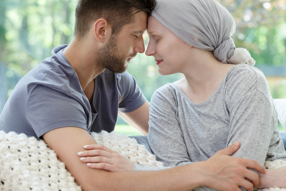 Krajowa Sieć Onkologiczna ma być sposobem na równy dostęp do opieki onkologicznej. Fot. Shutterstock Krajowa Sieć Onkologiczna od 2022 w całej Polsce. Pacjenci: chcemy zewnętrznej kontroli Sieci