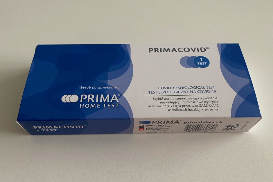 Test dostępny w Biedronca będzie kosztował 49,99 zł. Fot. Materiały prasowe Popularna sieć marketów będzie sprzedawać test na przeciwciała SARS-CoV-2