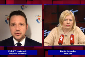 Trzaskowski o punktach masowych szczepień w Warszawie: chaos trwa