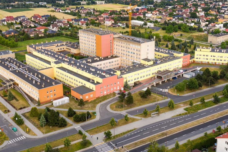 Uniwersytecki Szpital Kliniczny w Opolu Fot. USK USK w Opolu chce wybudować centrum sercowo-naczyniowe. Pomoże Krajowy Plan Odbudowy?