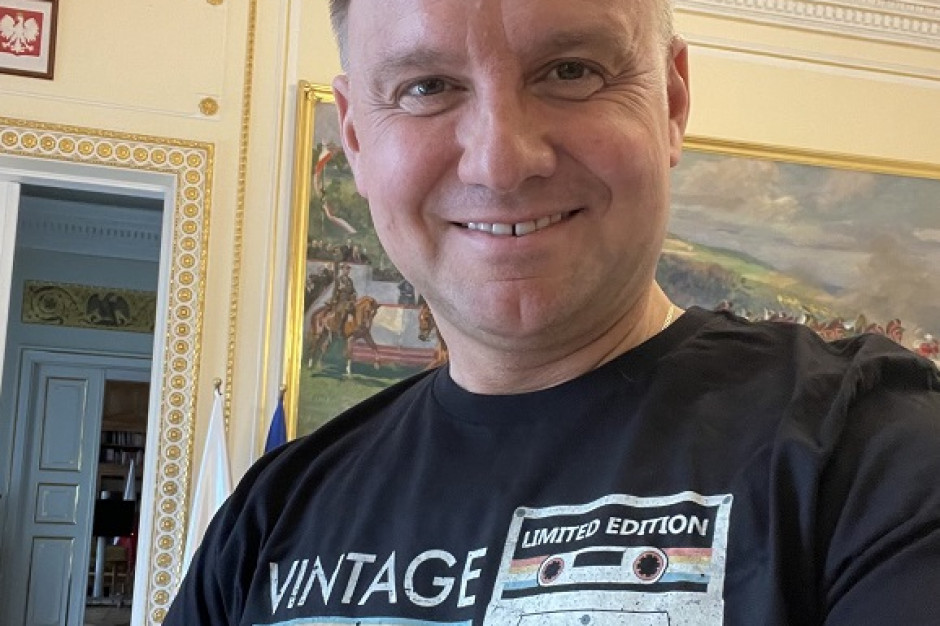 Właśnie zarejestrowałem się na szczepienie przeciw Covid-19. A Ty? - pyta prezydent RP. Fot. Andrzej Duda/Twitter Teraz prezydent Duda pochwalił się rejestracją na szczepienie przeciw Covid-19