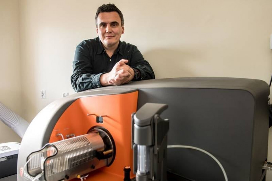 Prof. Marcin Drąg uważa, że największym rozsadnikiem zakażeń w szkołach będą dzieci, FOT: Wrocław University of Science and Technology Prof. Drąg: po otwarciu szkół rozsadnikiem zakażeń będą dzieci