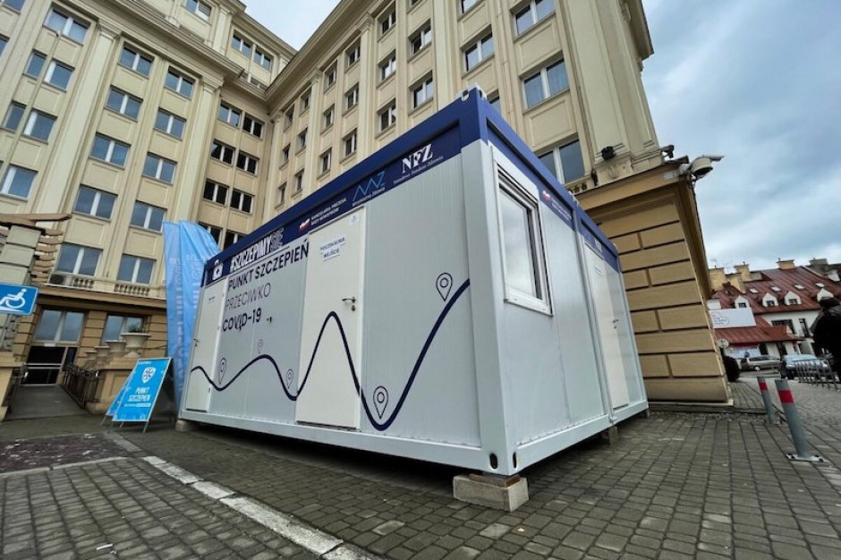 Mobilny punkt szczepień w Rzeszowie. Fot: Rzeszów Urząd Wojewódzki W Rzeszowie 1 maja szczepionką Johnson&Johnson zaszczepiło się 620 osób