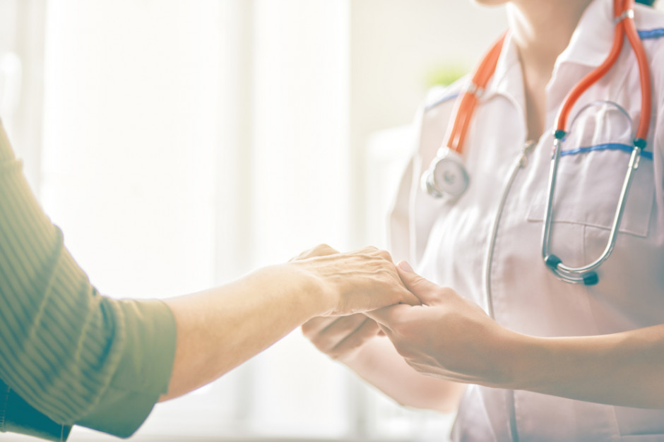 Zarządzenia Prezesa NFZ przekładają się na funkcjonowanie sytemu opieki zdrowotnej w dziedzinie onkologii. Fot. Shutterstock Pracodawcy RP o zarządzeniach Prezesa NFZ: onkologii grozi ''potężny chaos rozliczeniowy''