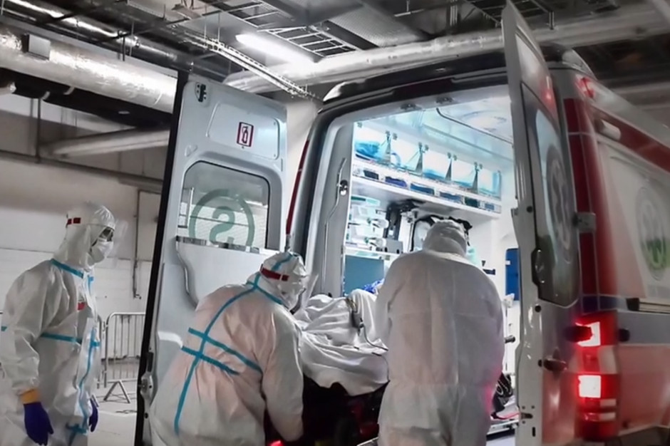 Szpital tymczasowy w Kielcach działa do końca maja. Fot. PTWP/screen (zdj. ilustracyjne) Szpital tymczasowy w Kielcach wkrótce nie będzie potrzebny, ale pozostanie w gotowości