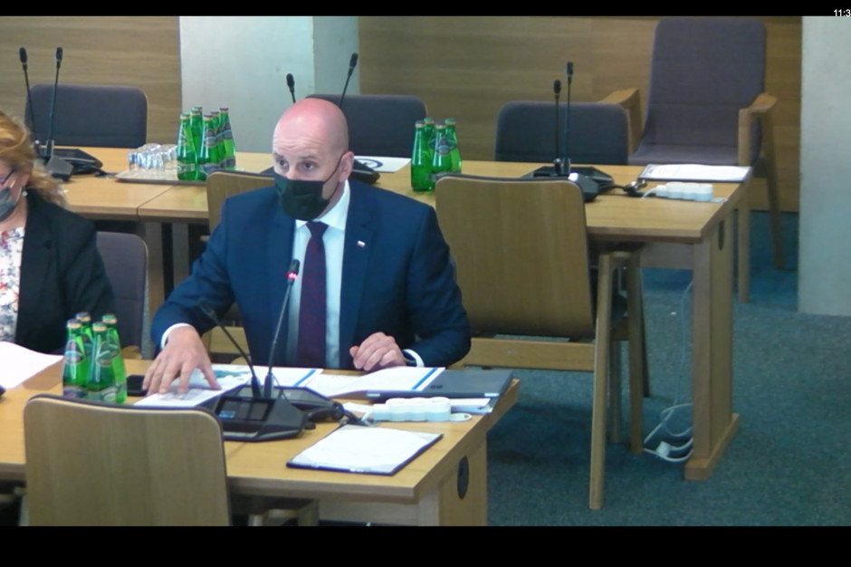 O Planie dla Chorób Rzadkich mówił na posiedzeniu sejmowej komisji zdrowi wiceminister zdrowia Slawomir Gadomski. Fot./źródło strona Sejmu. Plan dla Chorób Rzadkich - jest czas na ostatnie poprawki