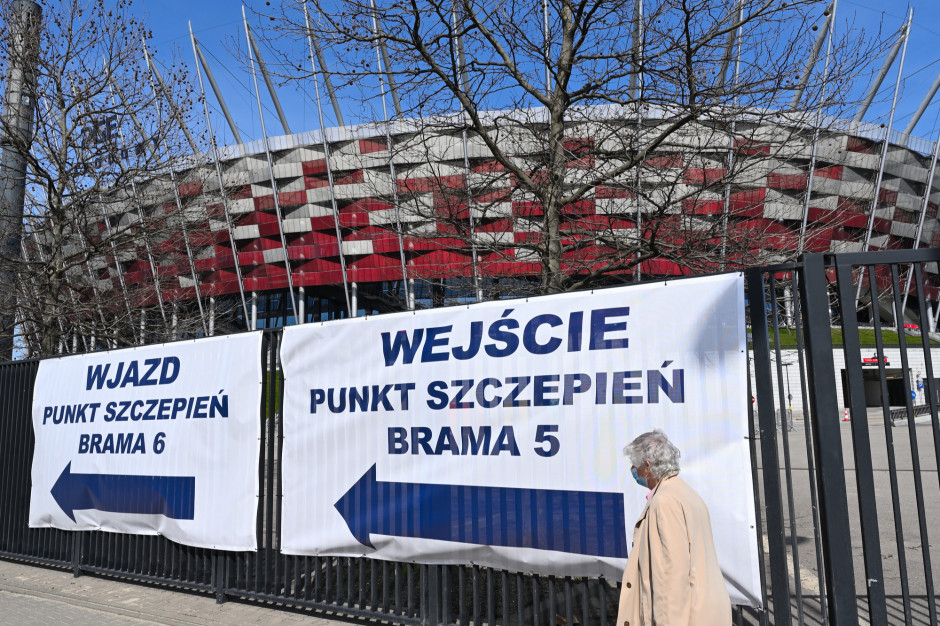 Zaszczepieni wkrótce będą mogli liczyć na kolejne przywileje? Fot. Shutterstock Kraska: rozważymy kolejne przywileje dla zaszczepionych przeciw koronawirusowi