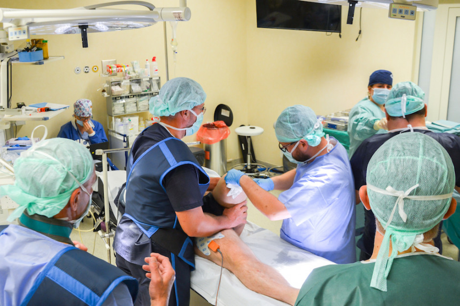 Zabieg osseointegracji - nowoczesnego protezowania; FOT. Szpital na Klinach Nowatorskie protezowanie poprawia jakość życia pacjentów po amputacjach
