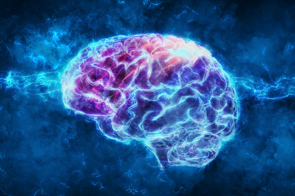Chip wszczepiony pod skórę ma wykrywać przyczyny nawracających udarów mózgu. Fot. Shutterstock Specjalny chip może uchronić chorych po udarze przed kolejnym incydentem