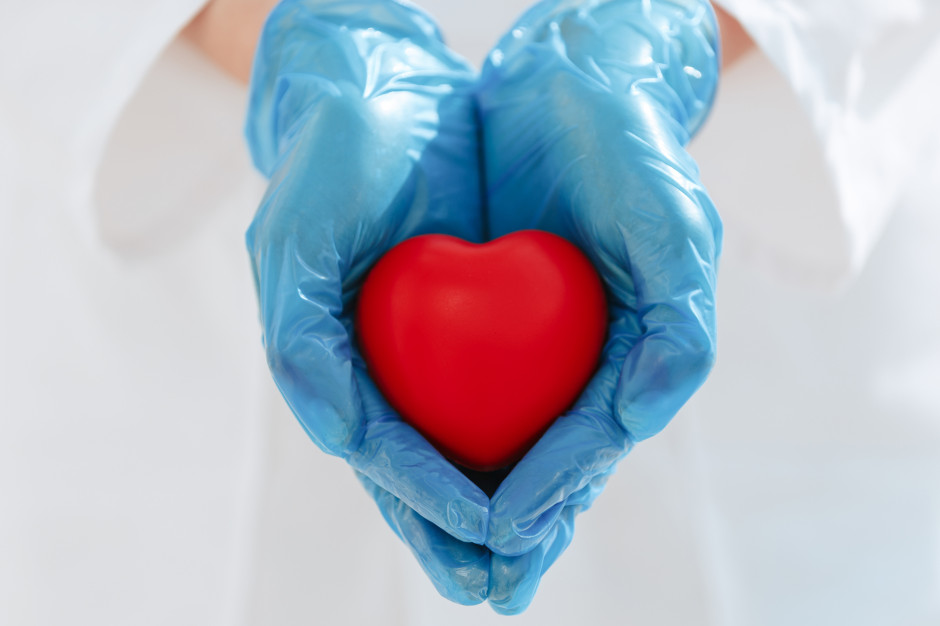Transplantacja serca pozwoliła pani Karinie spełnić marzenie o macierzyństwie. Fot. Shutterstock Urodziła dziecko po przeszczepie serca. Niedługo weźmie udział w Biegu po Nowe Życie