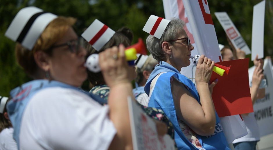 W piątek pielęgniarki zdecydują o dalszych protestach. Ptok: "Przegrana bitwa to nie przegrana wojna"