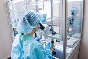 KRDL: obowiązek zagwarantowania odpowiedniej liczby diagnostów laboratoryjnych spoczywa na rządzących