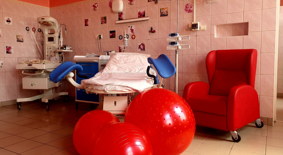 Szpital w Strzelinie umożliwia porody rodzinne. Jest filią wrocławskiego USK