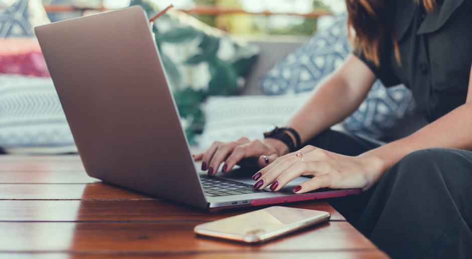 Na tym portalu rodzice chorych dzieci mogą liczyć na rzetelną informację Fot. Shutterstock Onkorodzice.pl. Rektor SUM: w czasach, gdy leczy dr Google i prof. Wikipedia, to bardzo ważny projekt