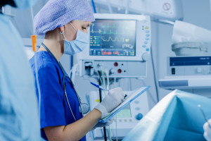 Anestezjolodzy ostrzegają: przez Polski Ład w OIT-y i SOR-y uderzy potężny kryzys kadrowy