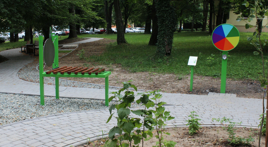Szpital pediatryczny w Bielsku-Białej jest nie do poznania, a obok powstał park sensoryczny